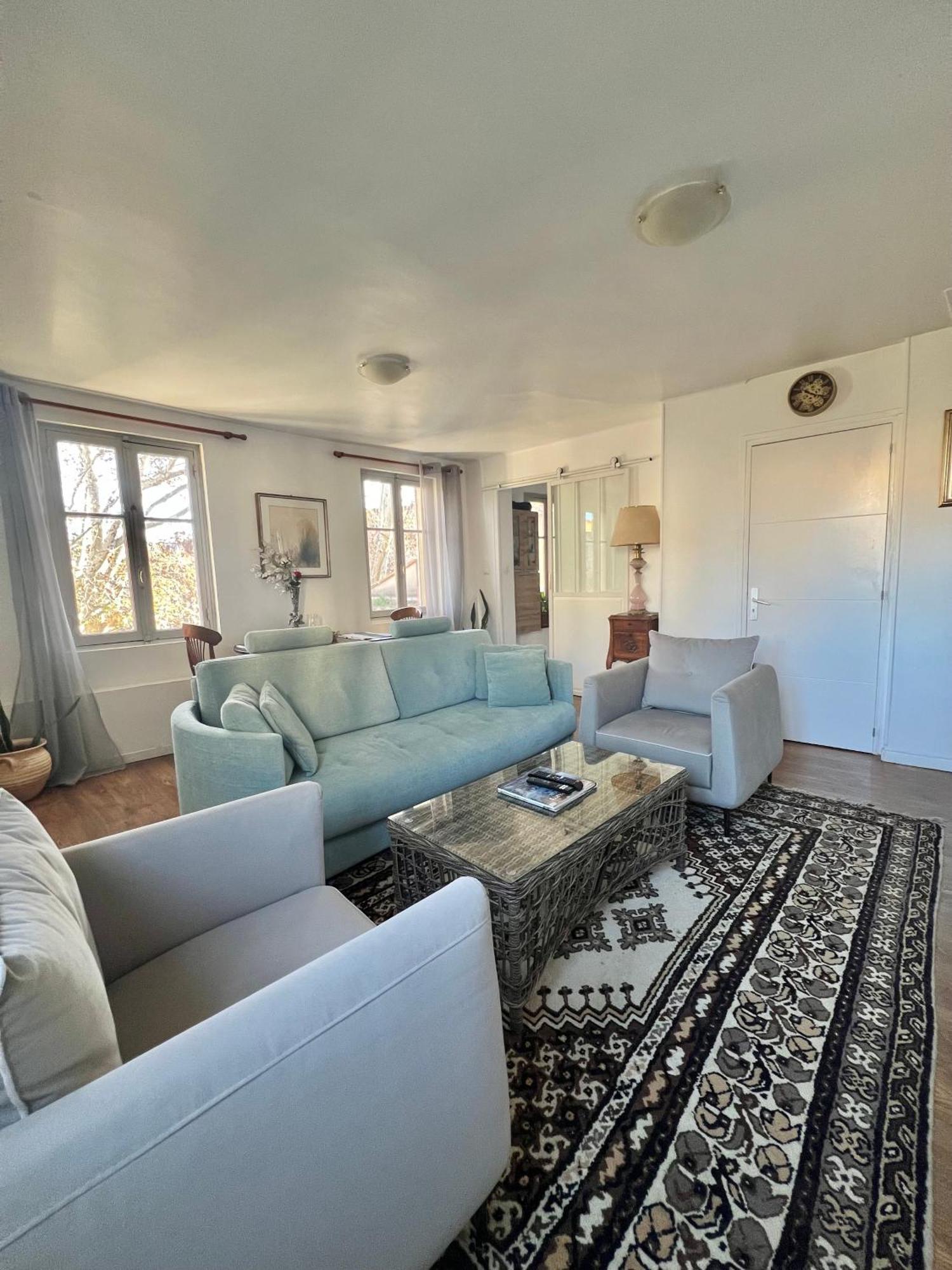 Appartement RÉNOVÉ, vue SUR Palais des Papes, terrasse et WIFI TROISIEME ETAGE à Avignon Extérieur photo